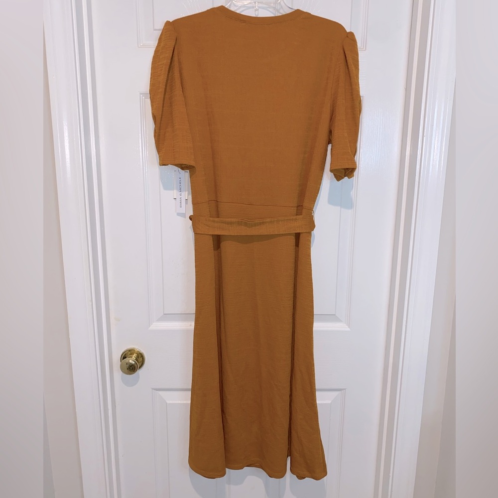 Emma & Michele brown wrap dress. Size XL. NWT - Picture 2 of 4